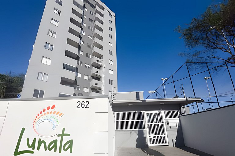 Lunata V, apartamento com piscina em Penha SC