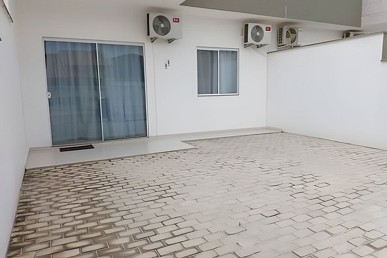 Casa Girassol, casa para alugar na Armação, Penha SC