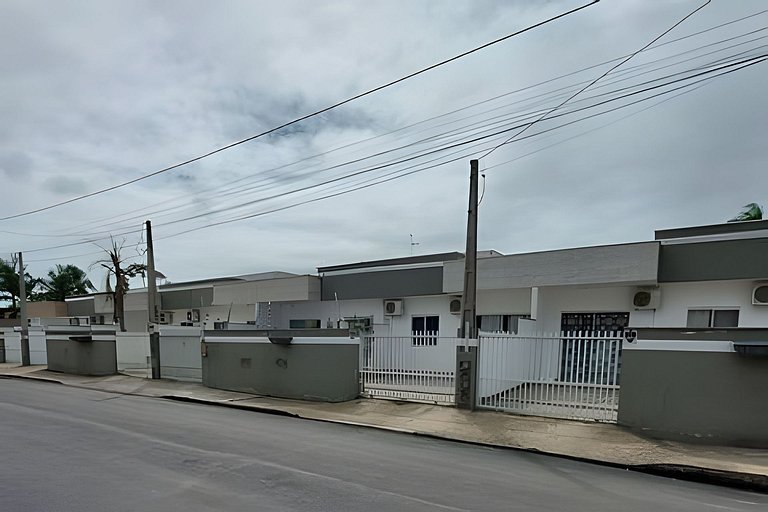 Casa Girassol, casa para alugar na Armação, Penha SC