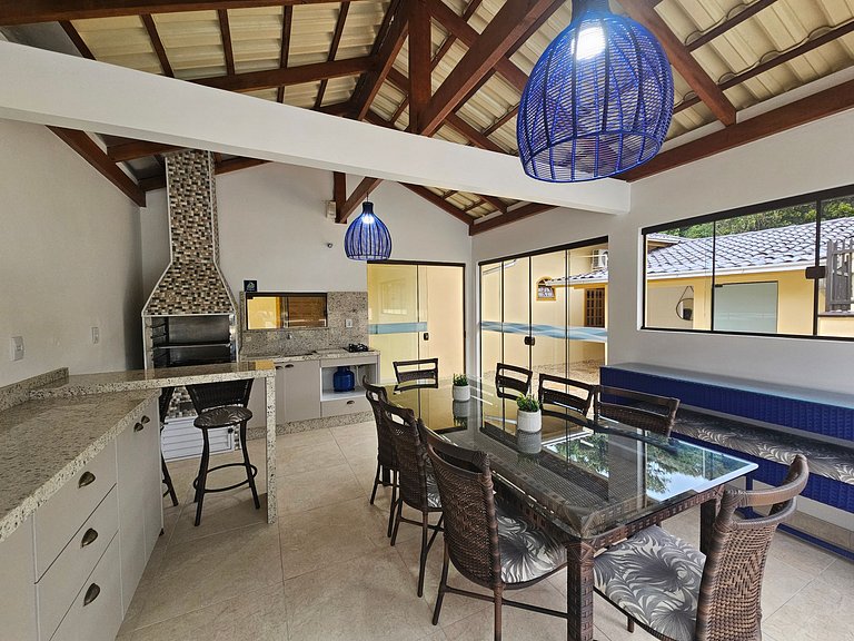 Casa no Trapiche com piscina e 3 quartos, Penha