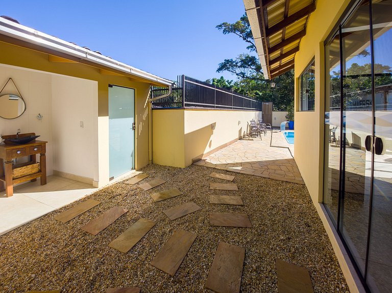 Casa no Trapiche com piscina e 3 quartos, Penha