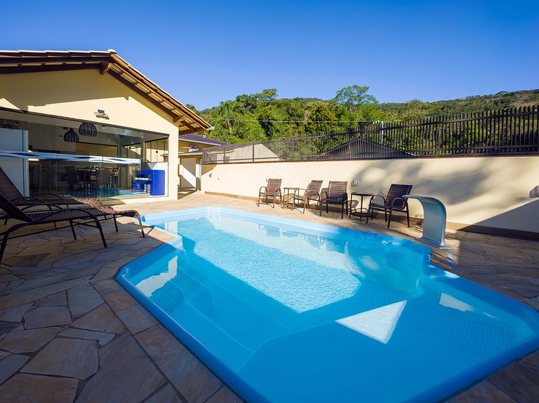 Casa no Trapiche com piscina e 3 quartos, Penha